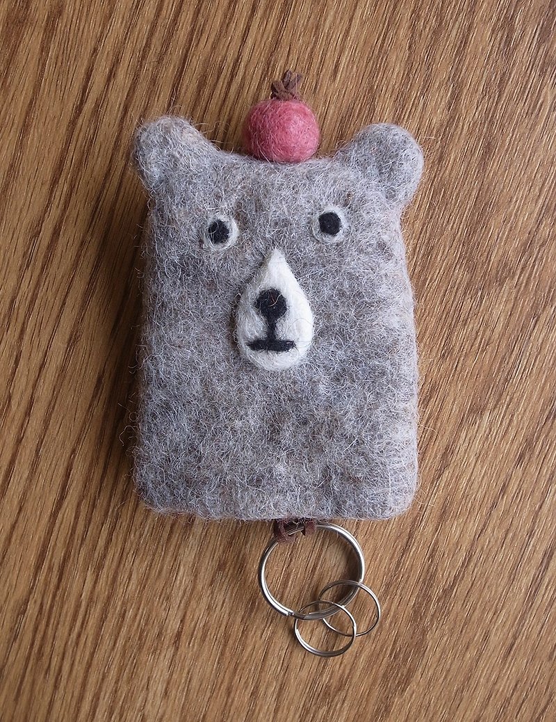 Felted Bear Key Bag, Key Case, Keychain, Keyring,  String Pouch - ที่ห้อยกุญแจ - ขนแกะ สีเทา