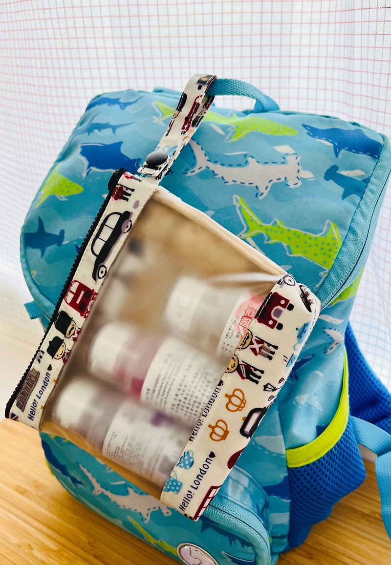 Waterproof feeding medicine bag spare medicine bag cosmetic bag cavalry - Toiletry Bags & Pouches - Waterproof Material Pink