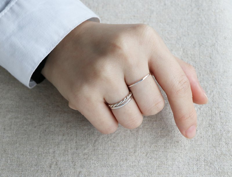 Kawagoe 925 sterling silver thin ring section three into a group of hand-made limited - แหวนทั่วไป - โลหะ สีเงิน