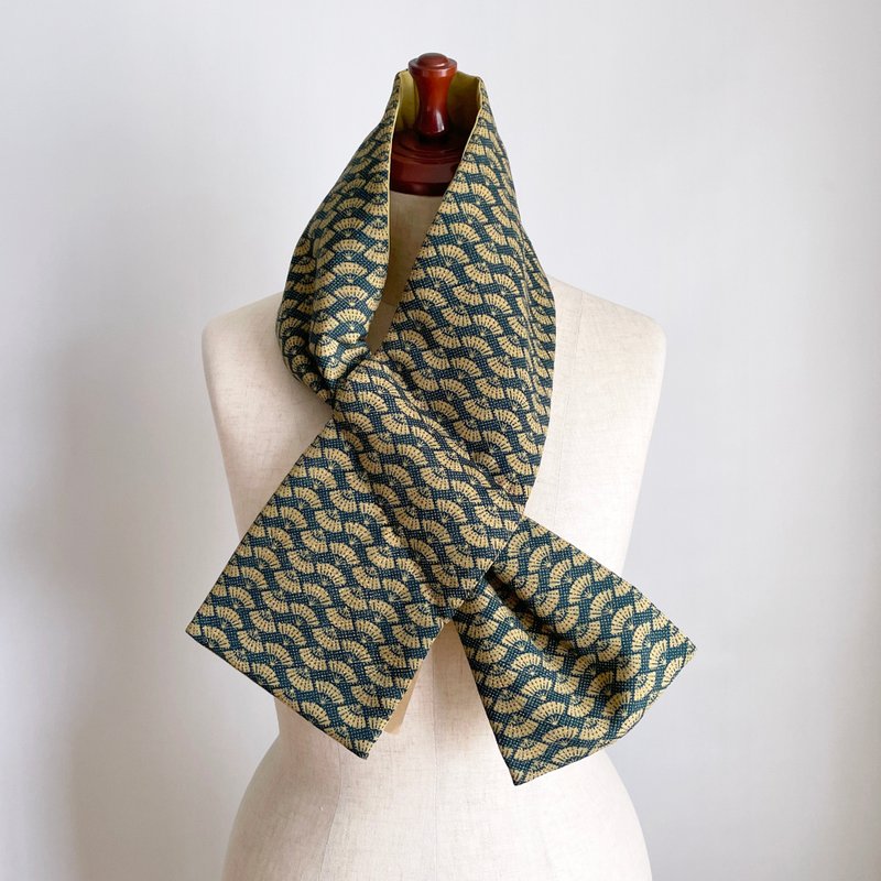 Unique item | KIMONO Neck Warmer -Wool KIMONO, yellow fan pattern on navy - 圍巾/披肩 - 羊毛 黃色
