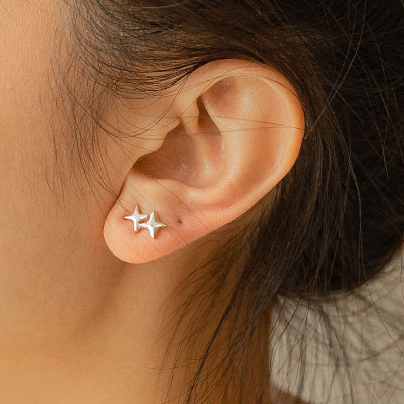 Star Silver Earrings 雙星芒/星星純銀耳環 耳釘 手工 送禮 禮物 - 耳環/耳夾 - 純銀 銀色