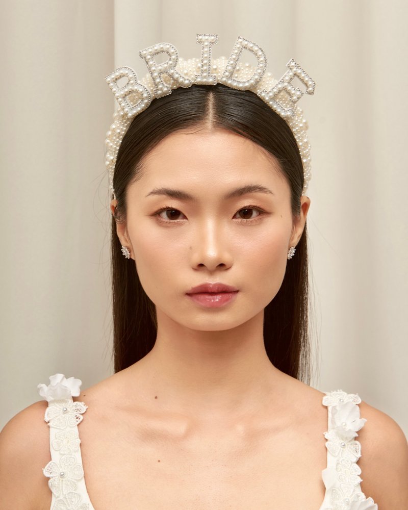 Bride to be headband (ready to ship) - 髮圈/髮夾 - 聚酯纖維 白色