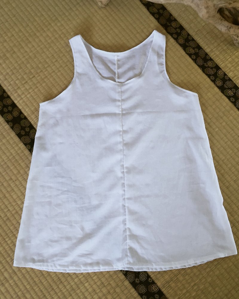 純棉薄棉質 立體剪裁內搭萬用白色長版背心 - 背心/無袖上衣 - 棉．麻 白色