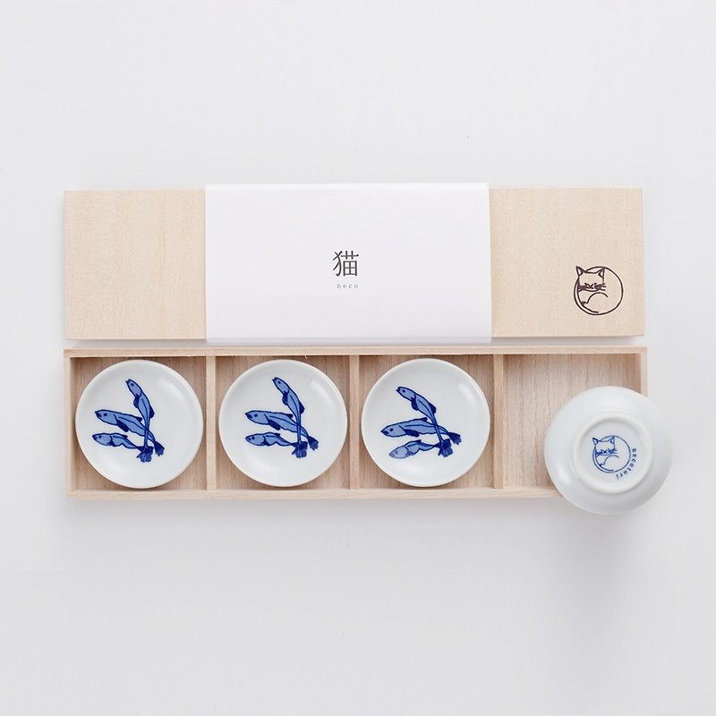 石丸波佐見燒 - 小魚乾豆皿禮盒(4件組) - 小碟/醬油碟 - 瓷 白色