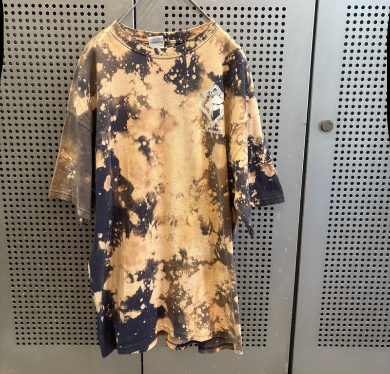 ブリーチTシャツ - 女 T 恤 - 棉．麻 