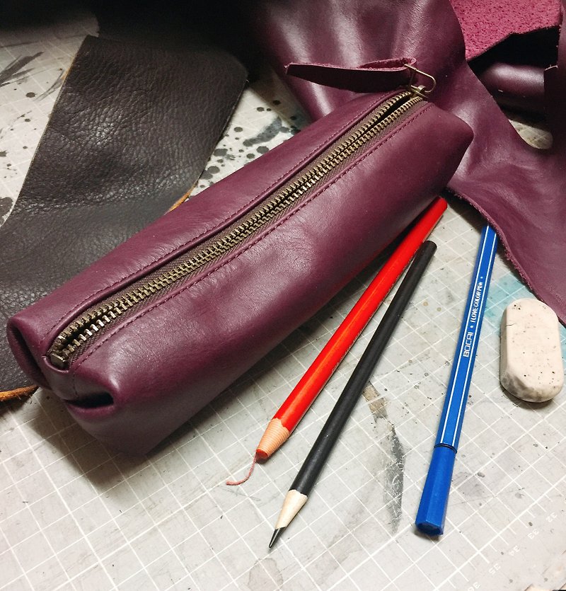 Sienna leather pencil case cosmetic bag - กล่องดินสอ/ถุงดินสอ - หนังแท้ สีม่วง