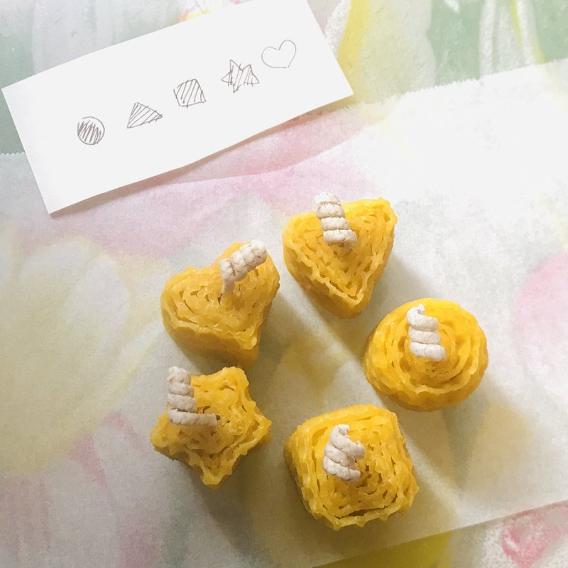 Geometric Small Beeswax Candle Roll DIY Material Pack-Geometric Candles | One Pack Can Make 2 Types | Video Teaching Available - เทียนหอม/น้ำหอม/สบู่แฮนด์เมด - ขี้ผึ้ง สีเหลือง