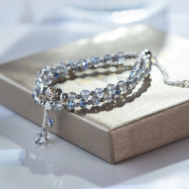 Star Gray Moonlight Crystal Double Circle Design Bracelet - สร้อยข้อมือ - คริสตัล สีเทา