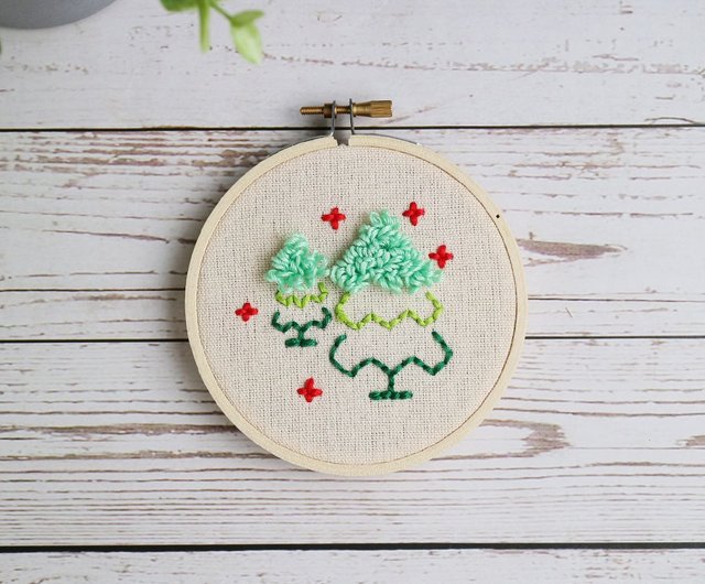 体験・アクティビティ】12/2-12/4 クリスマスツリー ロシア刺繍DIY