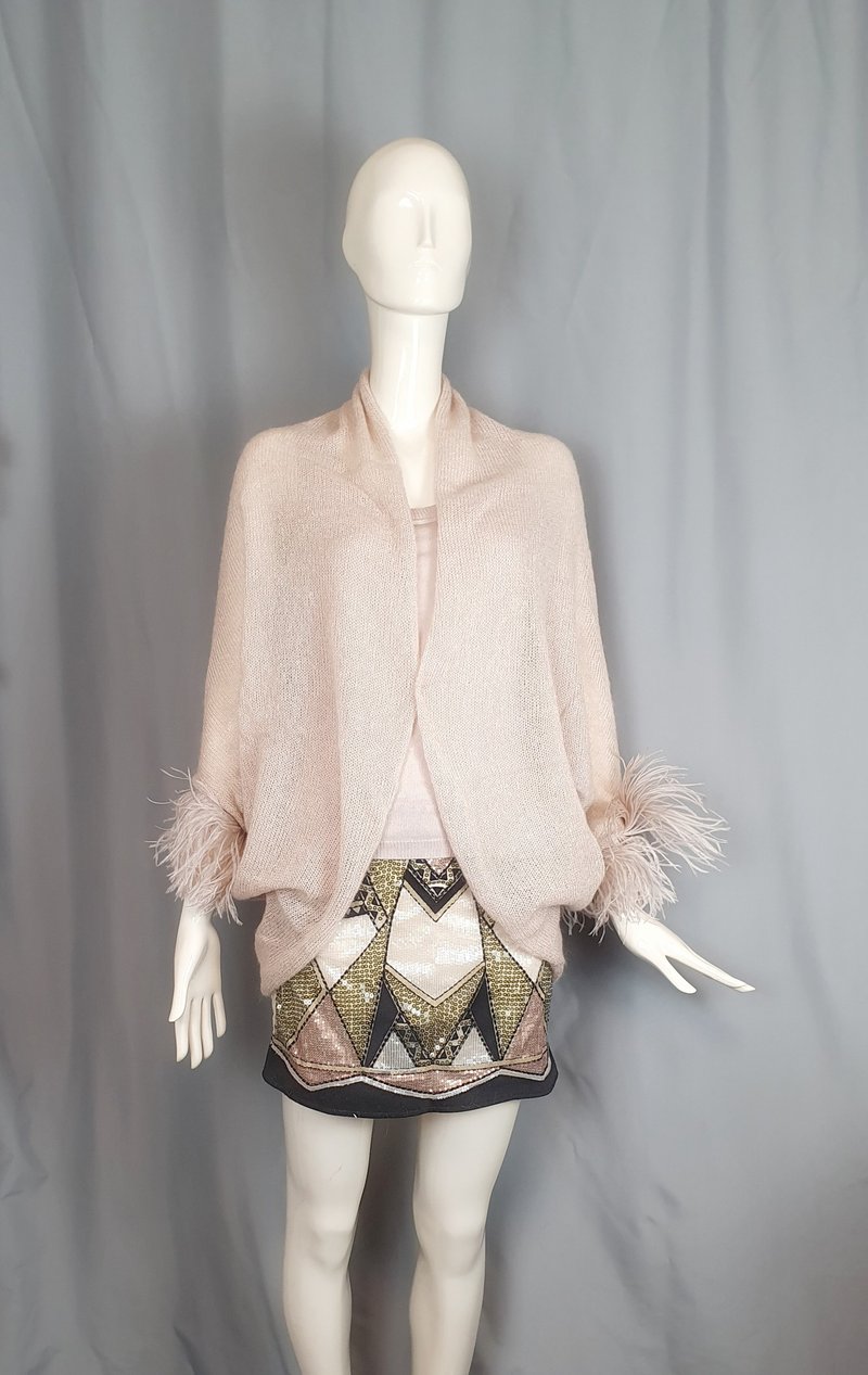 Moair cocoon cardigan with feathers - 背心/無袖上衣 - 羊毛 咖啡色