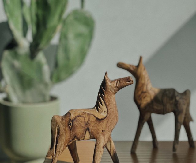 木製親子シカ彫刻 約