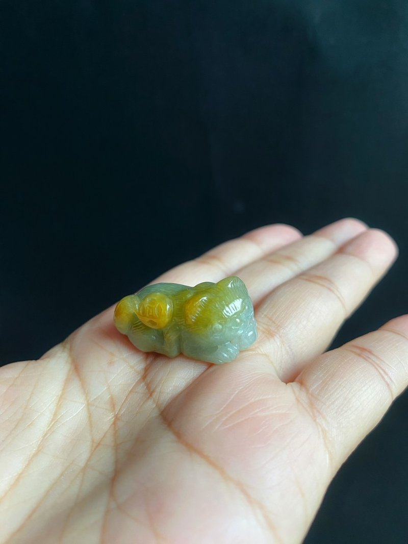 萌寵守護 天然黃翡翠小貓 擺件 療癒系翡翠小夥伴 守護你的每一天 - 項鍊 - 玉石 黃色