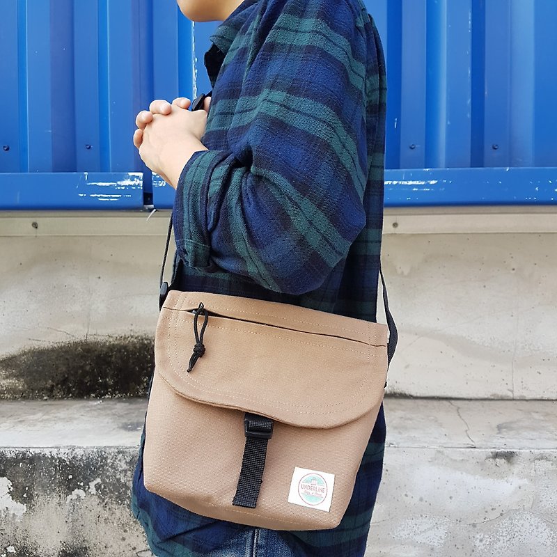New Brown Basic Messenger Canvas Bag / everyday bag / travel /weekend - กระเป๋าแมสเซนเจอร์ - ผ้าฝ้าย/ผ้าลินิน สีนำ้ตาล