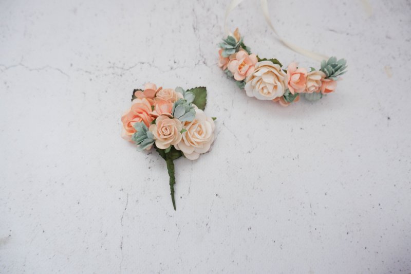 Peach corsage, wedding floral accessories, prom, boutonniere - Corsages - Paper Orange