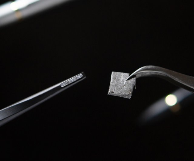 ホバーペン自立ペン【インターステラー】ユニークな隕石象嵌モデル