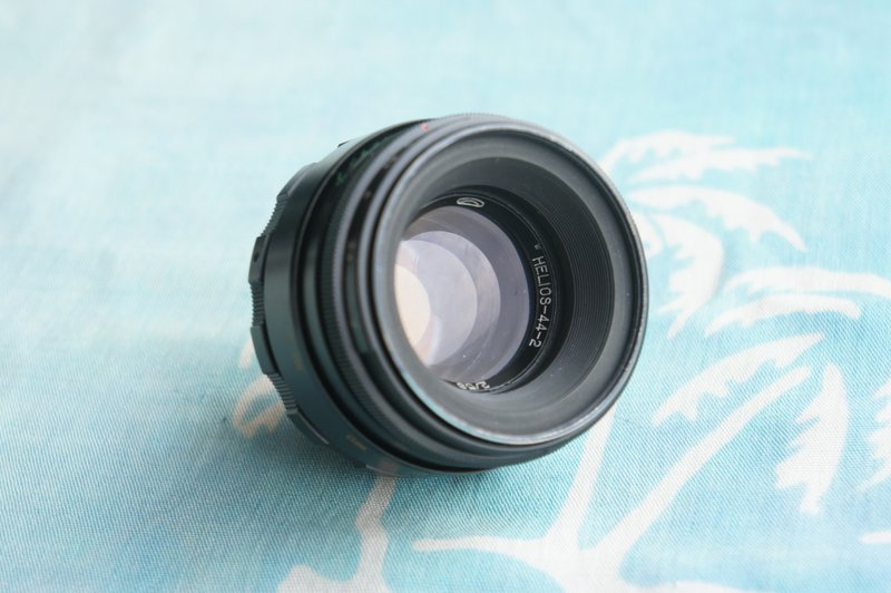 Helios 44-2 58mm F/2 lens for M42 Zenit Pentax Practica - Cameras - Other Materials 