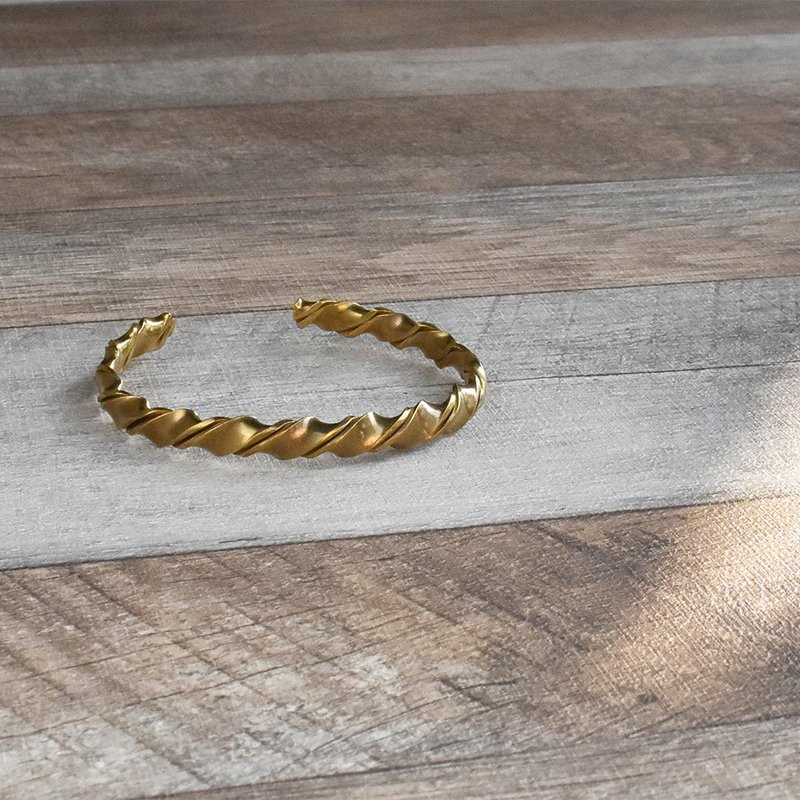 黃銅麻花手工設計手環 - 手鍊/手環 - 銅/黃銅 金色
