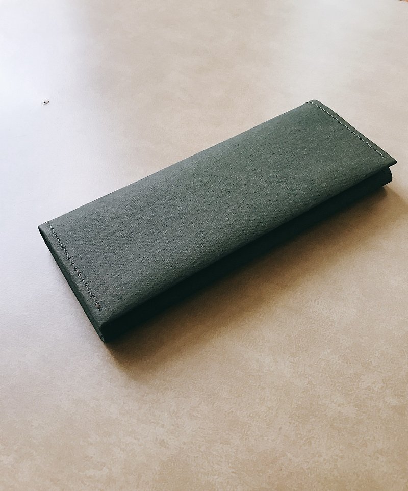 - Washed Paper Long Clip/Olive Green* Vegan Paper Leather - กระเป๋าสตางค์ - กระดาษ สีเขียว