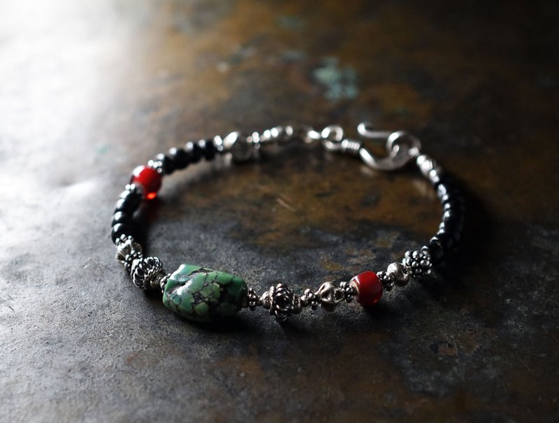 Old Tibetan turquoise and colorful Karen Silver, jet black beads, dark red white hearts bracelet - Bracelets - Gemstone Black