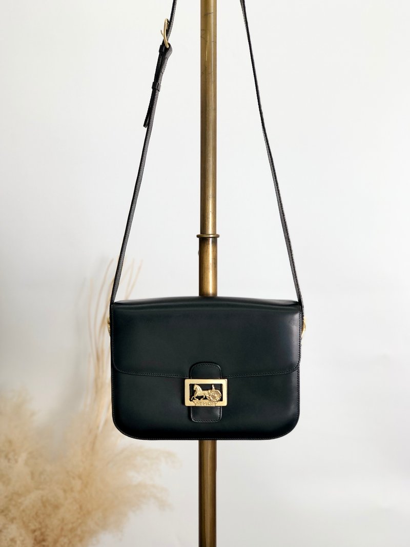 【 日本直送　名牌中古包 】CELINE セリーヌ ショルダーバッグ ブラック 馬車 ホースキャリッジ レザー クロスボディ vintage xe2cva - 側背包/斜背包 - 真皮 黑色