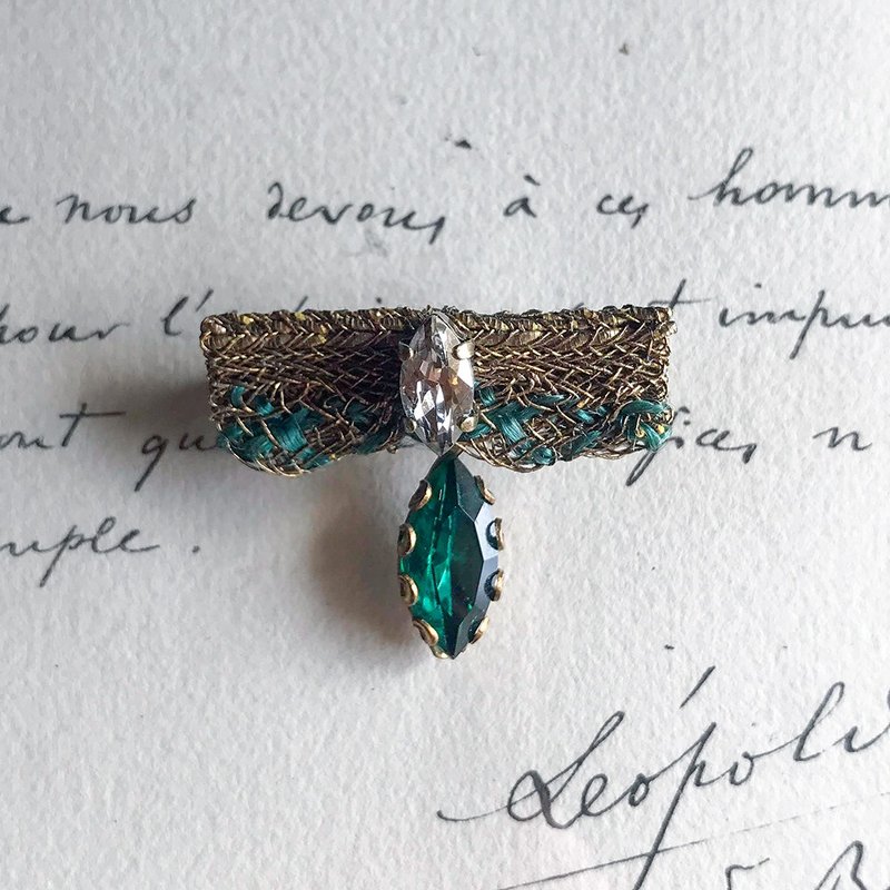 カーテンコール  Brooch green - 胸針 - 聚酯纖維 綠色