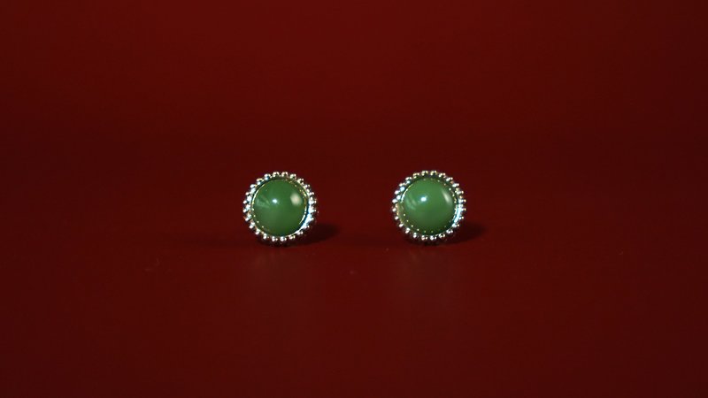 [The memory remains] Vintage emerald button earrings/steel needle/anti-allergic - ต่างหู - วัสดุอื่นๆ สีเขียว