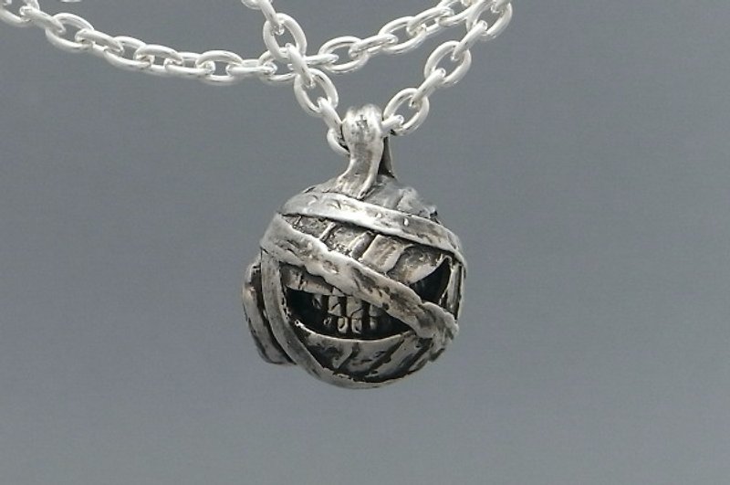 mummy smile pendant (s_m-P.49) ( 万圣节前夕 怪兽 怪物 干尸 木乃伊 微笑 銀 垂饰 颈链 项链 ) - Necklaces - Sterling Silver 