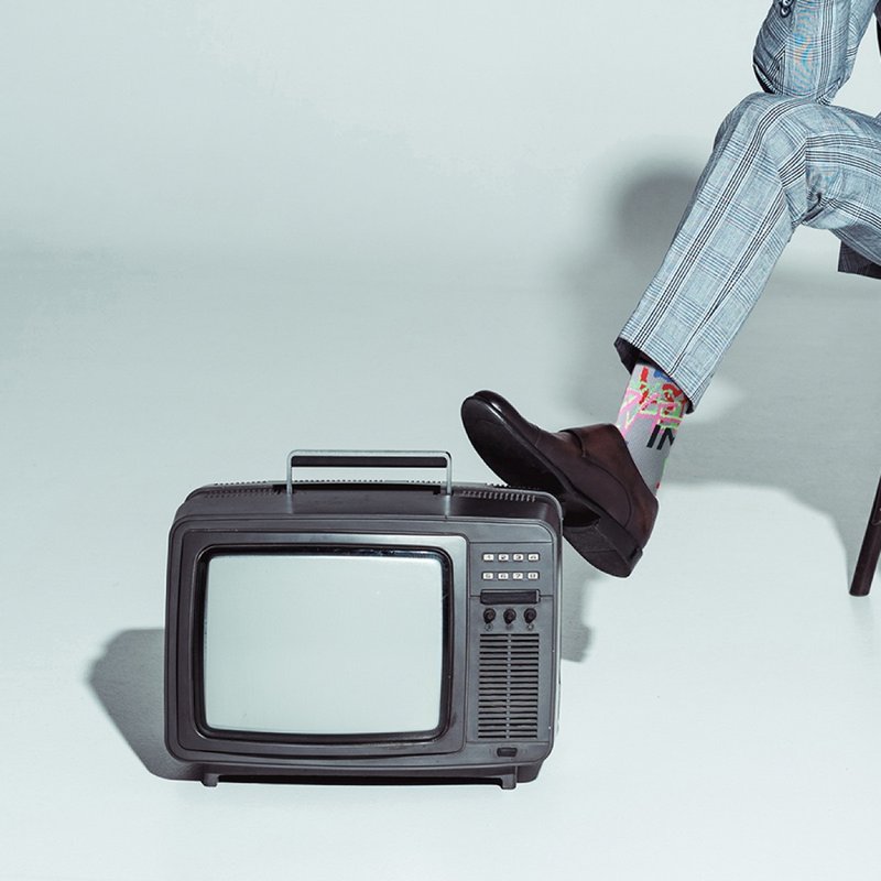 灰塗鴉  壓力3/4襪  洛杉磯設計師款 - 襪子 - 棉．麻 灰色