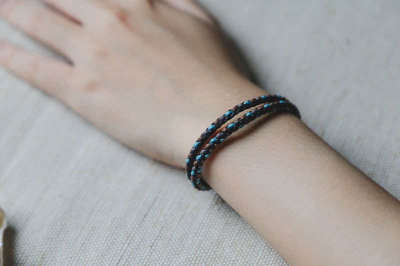 Duke | six-strand double-loop Wax rope braided bracelet - สร้อยข้อมือ - ผ้าฝ้าย/ผ้าลินิน สีน้ำเงิน