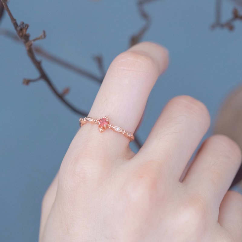 Stone 925 sterling silver, Rose Gold plated elegant court style ring adjustable ring - แหวนทั่วไป - เครื่องเพชรพลอย สีแดง