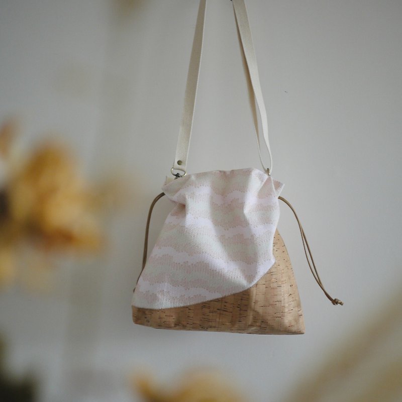 //pink gold wire. shell. Beam crossbody bag//customer order - Messenger Bags & Sling Bags - Cotton & Hemp Pink