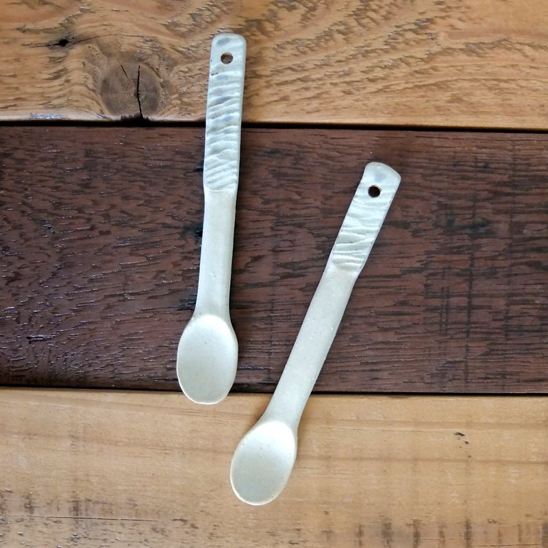Landscape ceramic spoon coffee stirring spoon - Cutlery & Flatware - Pottery White
