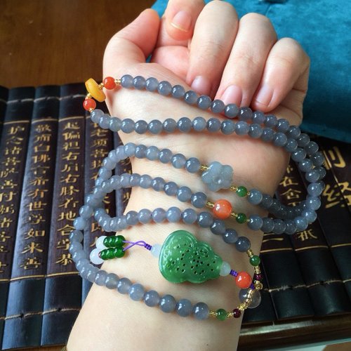 和田玉の帝王紫、6mm珠108個のブレスレット兼ネックレス。和田玉の帝王