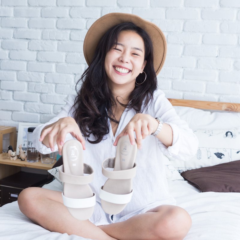 Sandal Two tone Comfort Rubber Sole Shoe - 女休閒鞋/帆布鞋 - 真皮 卡其色