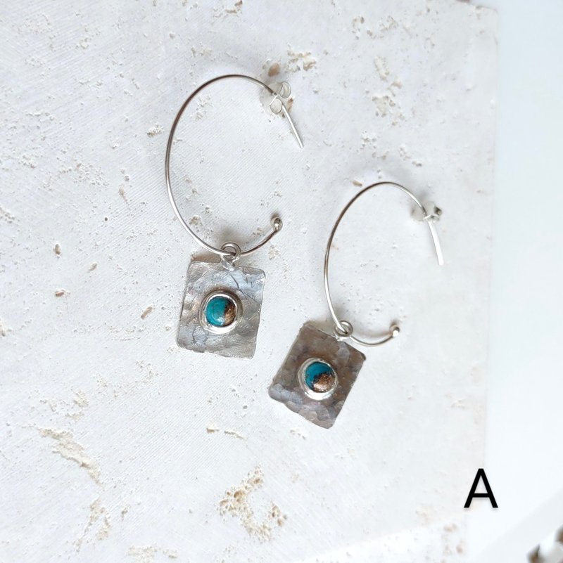 Playing Card Earrings with Copper Turquoise　Sterling Silver - Earrings & Clip-ons - Sterling Silver Blue