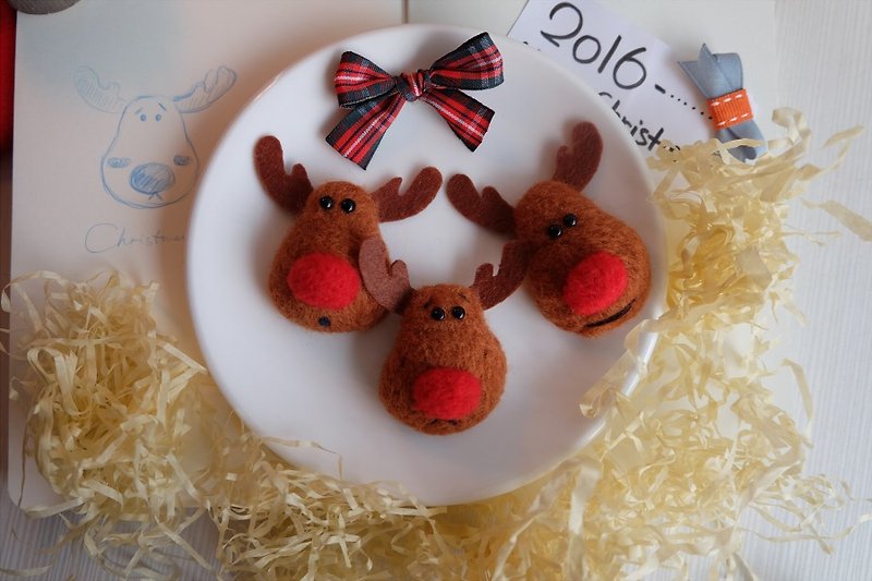 Christmas Gift Exchange Gift [Elk] Brooch/Fridge Magnet - Brooches - Wool Brown