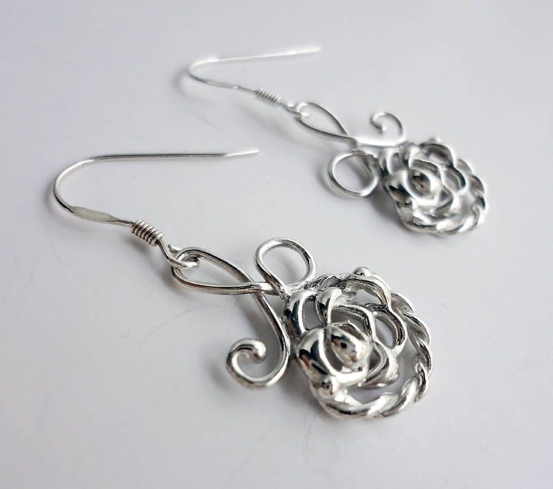 Gentle Rose Gorgeous Silver Earrings-Ear Hook - ต่างหู - โลหะ สีเทา