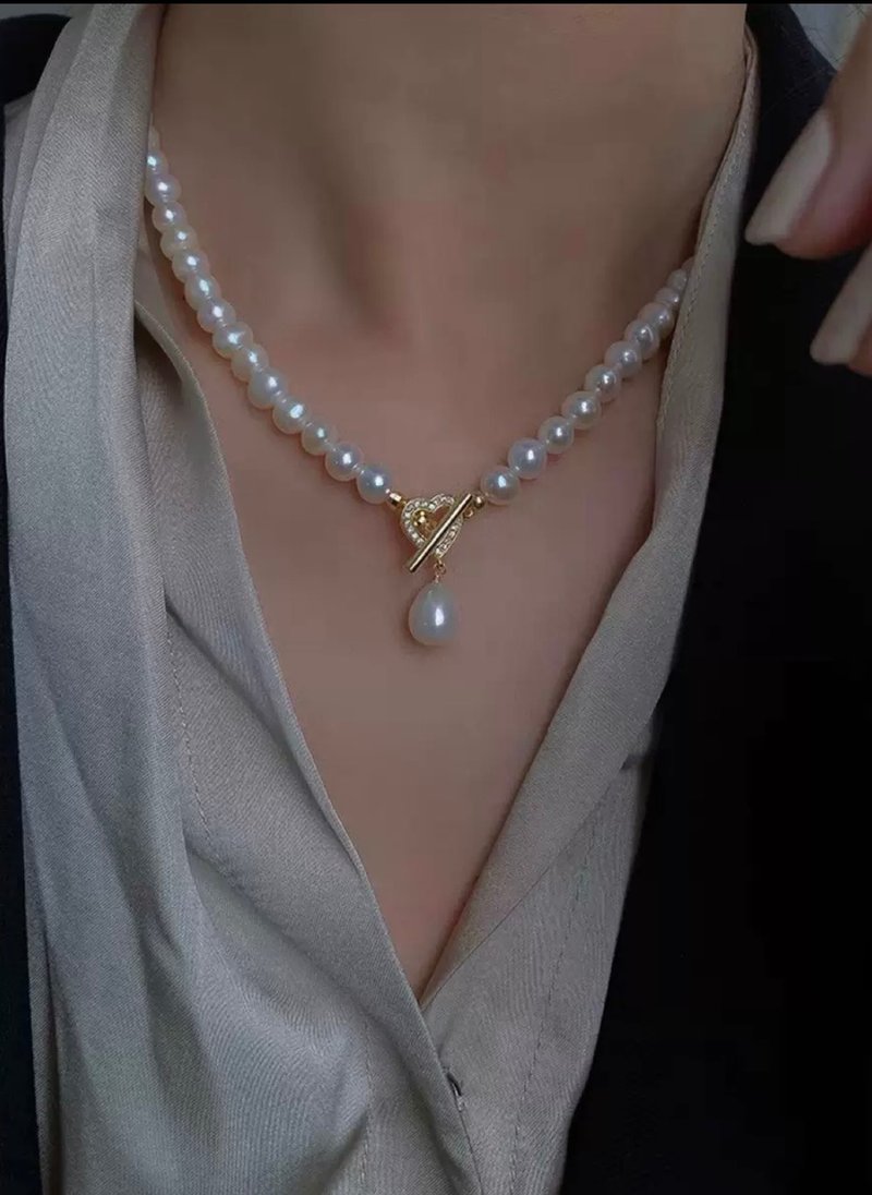 YuanPearl天然近圓珍珠珍珠項鍊巴洛克珍珠愛心鋯石通勤百搭氣質 - 項鍊 - 珍珠 白色