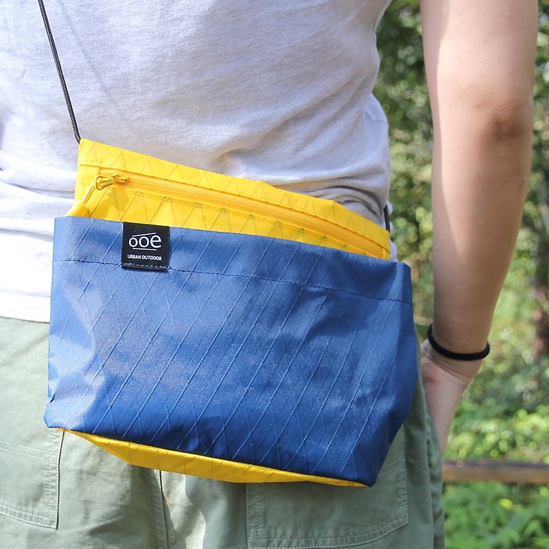 斜槓包 Slash Bag 黃/藍 - 簡約輕量化登山/旅行包 - 手提包/手提袋 - 尼龍 藍色