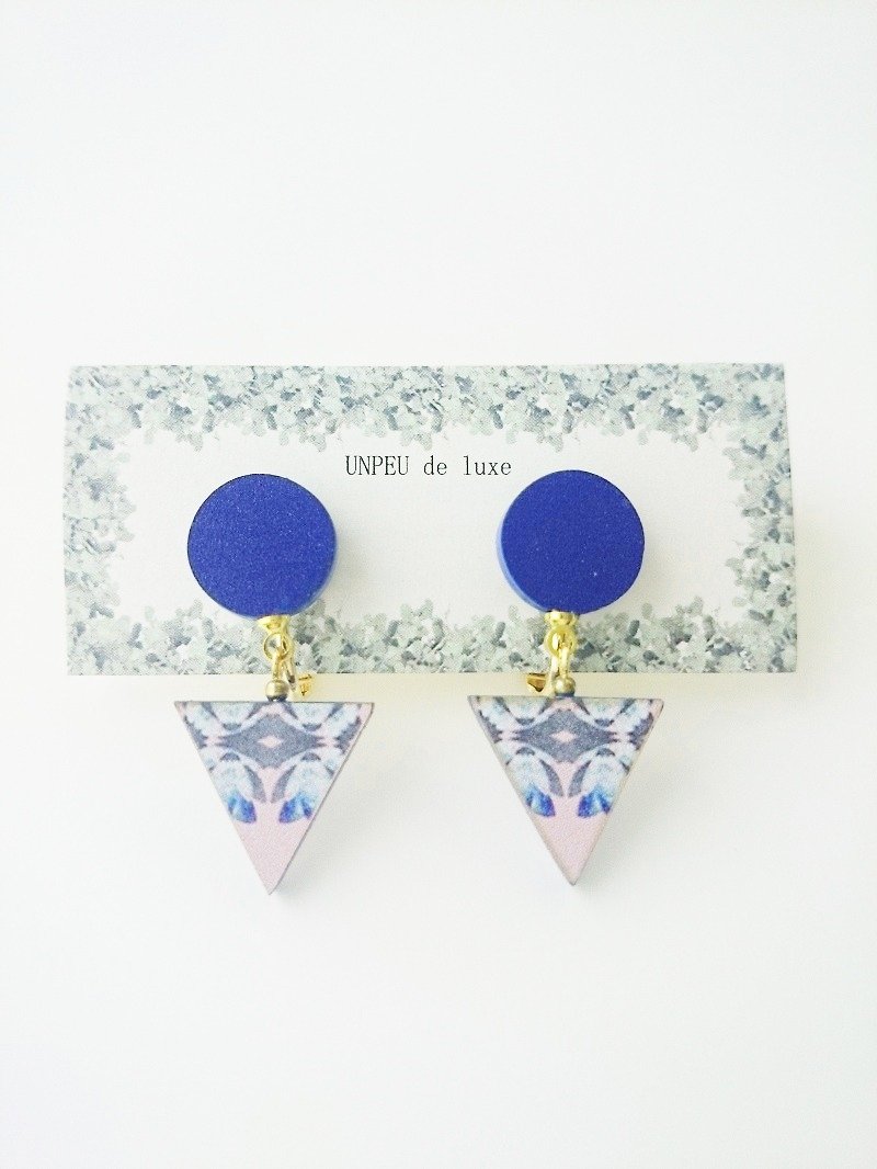 geometric print wooden earrings - ต่างหู - ไม้ สีน้ำเงิน
