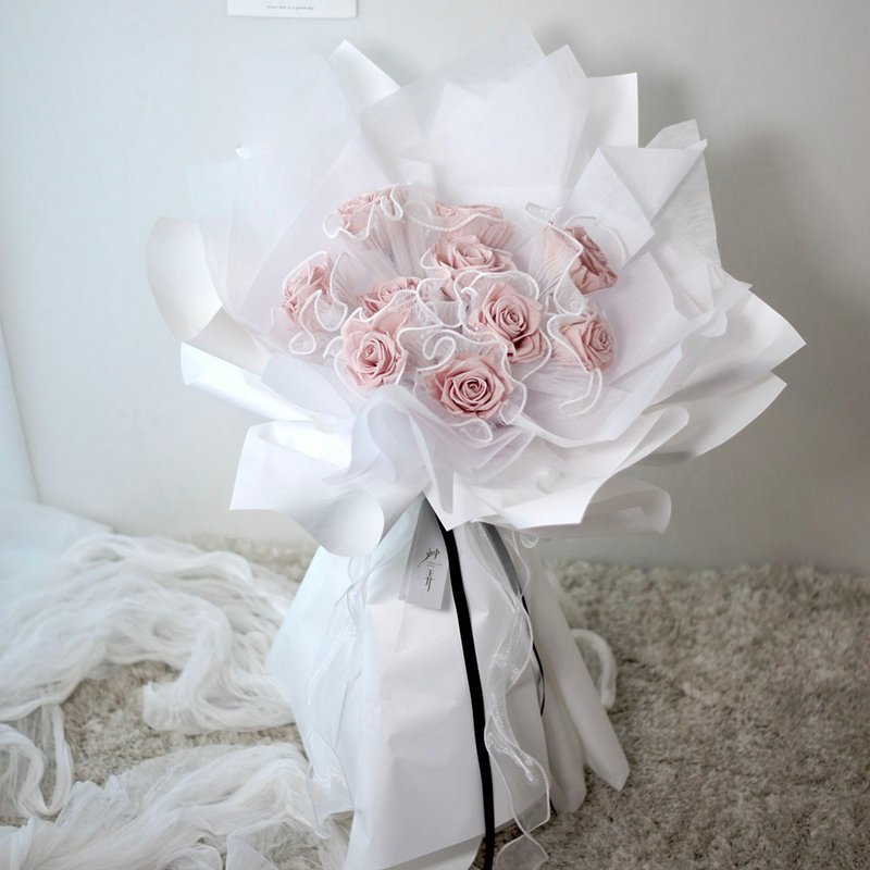 【艸踸Garden Lane Floral】Princess Style Eternal Rose Bouquet (L)/Proposal Bouquet - Dried Flowers & Bouquets - Plants & Flowers 