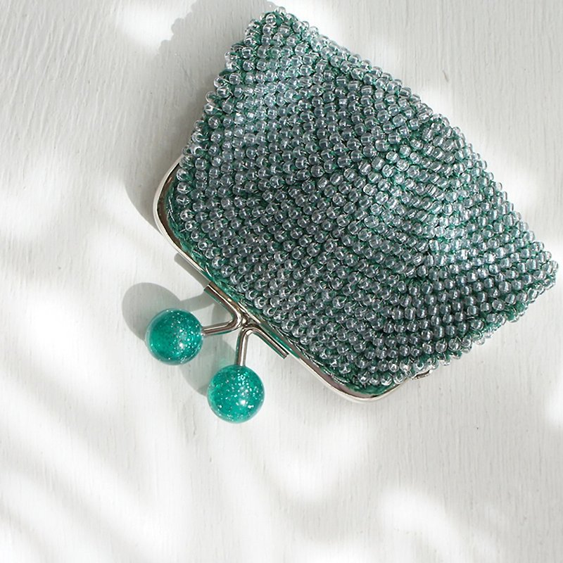 Ba-ba handmade Beads crochet coinpurse No.1307 - กระเป๋าใส่เหรียญ - วัสดุอื่นๆ สีเขียว