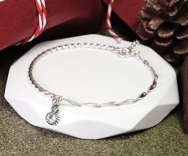 ☆TATIANA☆ Silver 925 Half and Half Heart Chain Bracelet BR MUSINSA | TATIANA (Silver 925) Half and Half Heart Chain