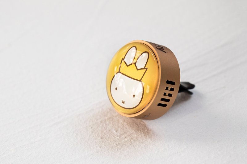 【Pinkoi x miffy】Crown miffy car/air conditioner diffuser - Fragrances - Aluminum Alloy Gold