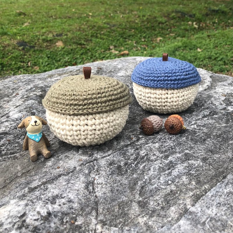 Crochet craft. Natural style acorn storage box (off-white) - ของวางตกแต่ง - ผ้าฝ้าย/ผ้าลินิน สีเหลือง