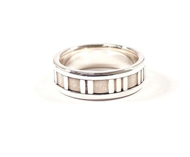 Tiffany & Co. 美品 希少なアトラス細め✨ 13.5号 日本直送中古美品】13.5号ティファニーTIFFANY&Co. リング・指輪