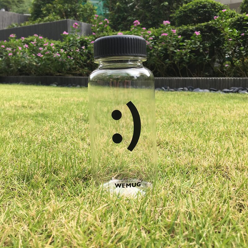 Cute Emoji Water Bottle :) - กระติกน้ำ - พลาสติก 