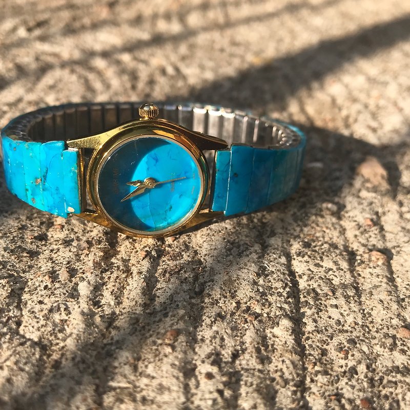 【Lost And Find】Turquoise watch - นาฬิกาผู้หญิง - เครื่องเพชรพลอย สีน้ำเงิน