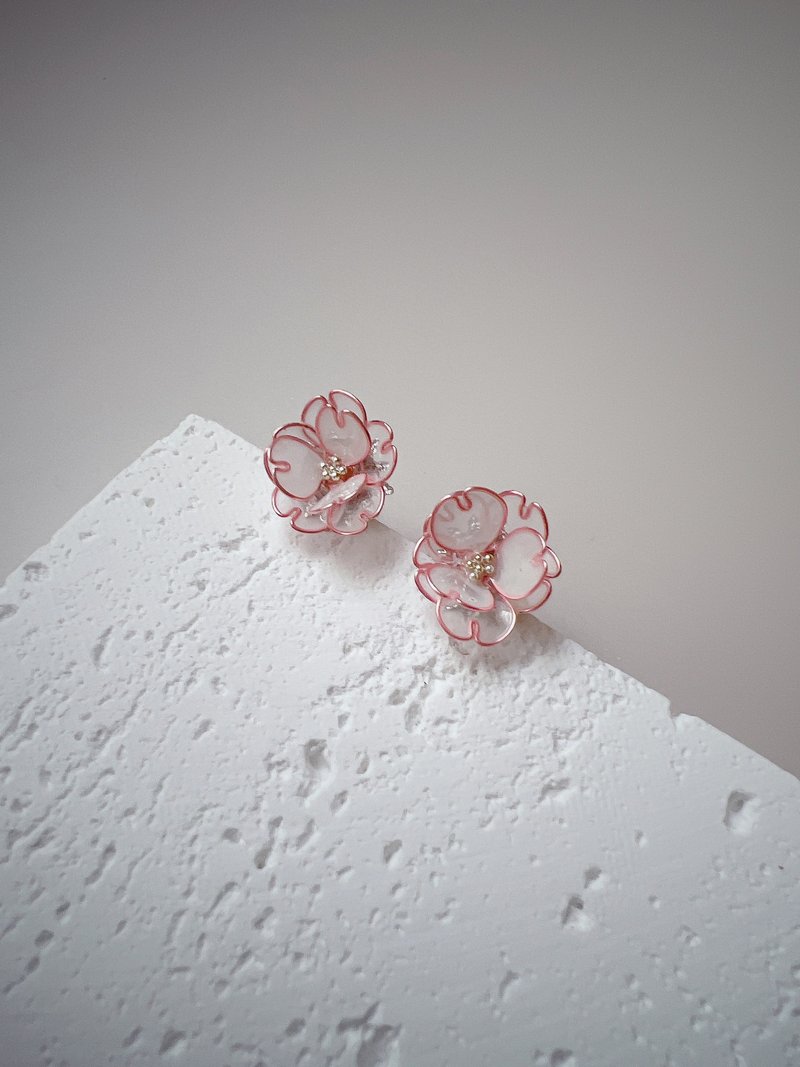 Falling Cherry Blossom Paste Resin Earrings - Earrings & Clip-ons - Resin Pink