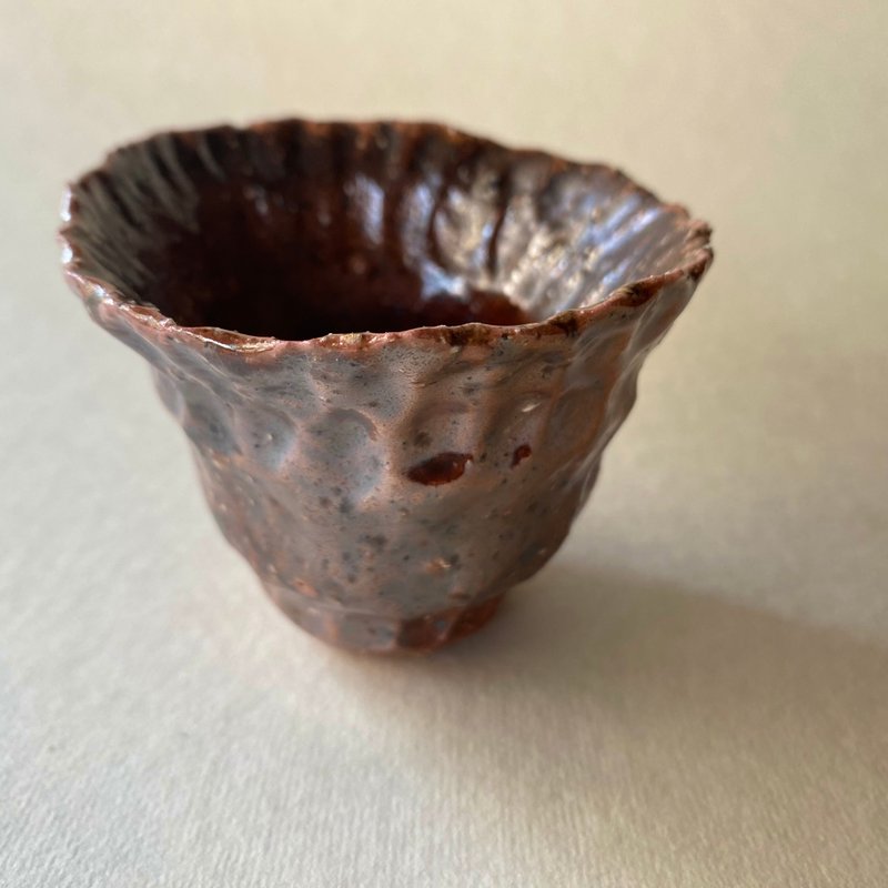 Pottery/wood fired/petal cup/with wooden box - Other Cups - Pottery Pink
